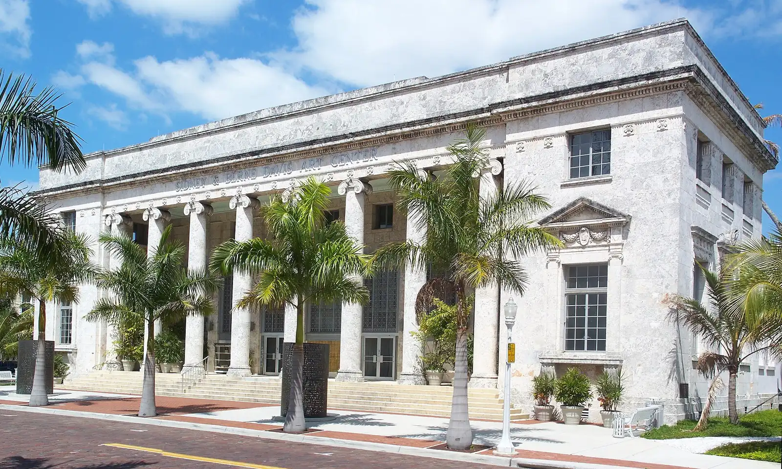 The Sidney and Berne Davis Art Center, the 1933 former federal courthouse on First Street in downtown Fort Myers.