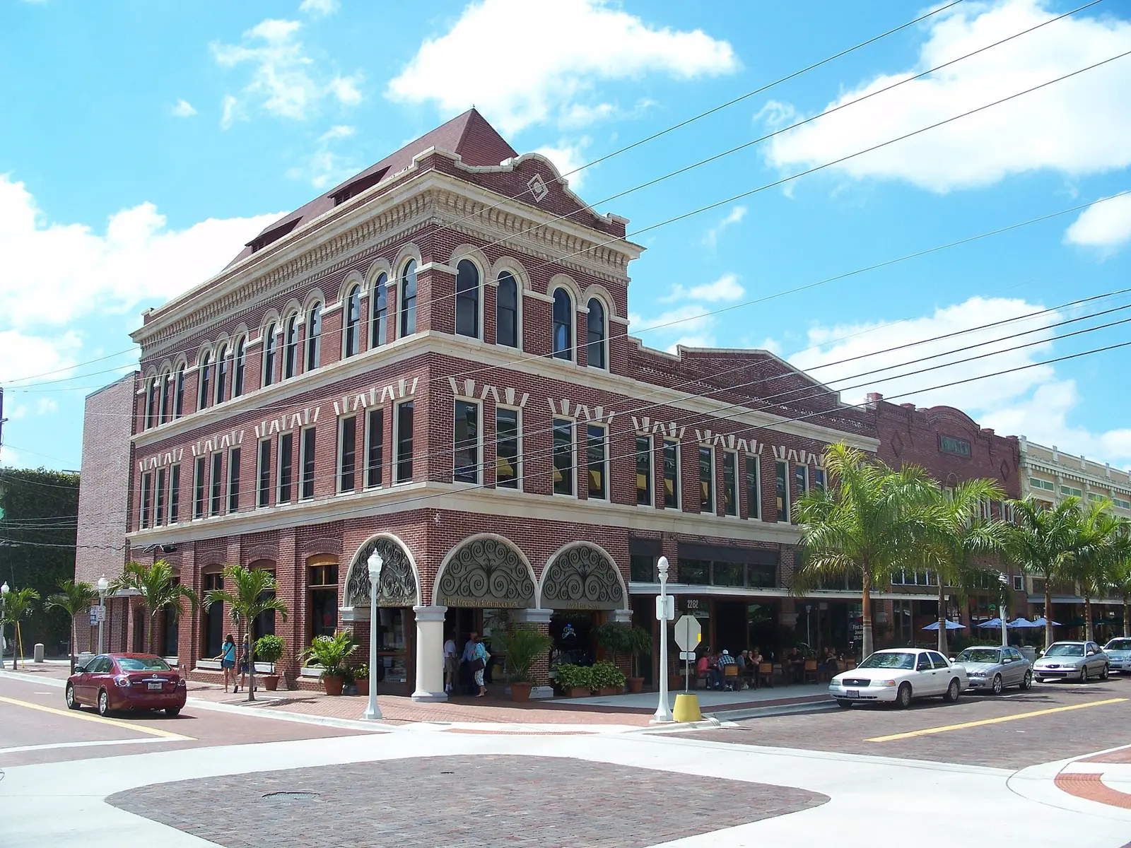 A street in the downtown Fort Myers historic district, about 6 miles by road west of The Forum